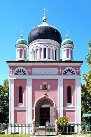 Александро-Невский храм-памятник русско-прусской дружбы в русской деревне Александровка в Потсдаме. Архитектор — В. П. Стасов