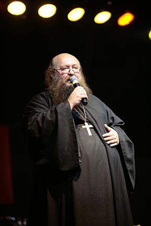 ВО ВРЕМЯ миссионерского выступления