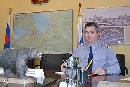 В РАБОЧЕМ кабинете
