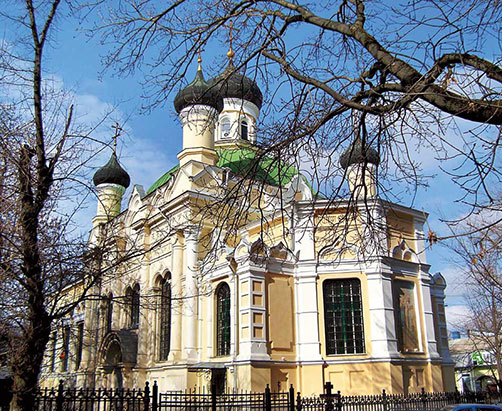 ХРАМ ТРЁХ СВЯТИТЕЛЕЙ в Симферополе
