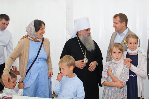 ВЛАДЫКА, как всегда, в центре внимания